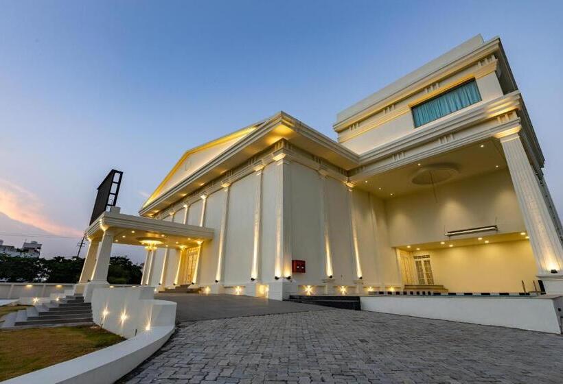 The Grand Monarch Hotel, Ujjain