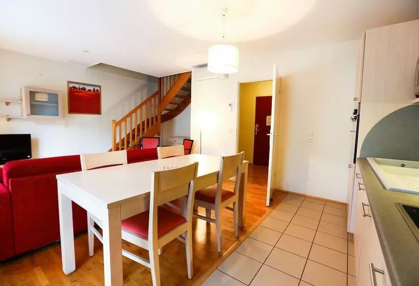 Adonis Divonne, Les Bains Résidence Du Lac