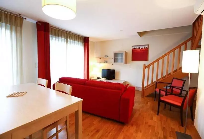 Adonis Divonne, Les Bains Résidence Du Lac