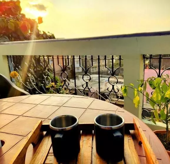 ユースホステル Hidden Monkey Backpackers, Railway Station, Darjeeling