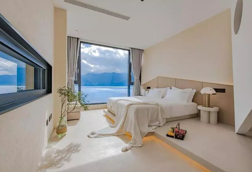 Dali Oriental Seaview Hotel  Dali Erhai