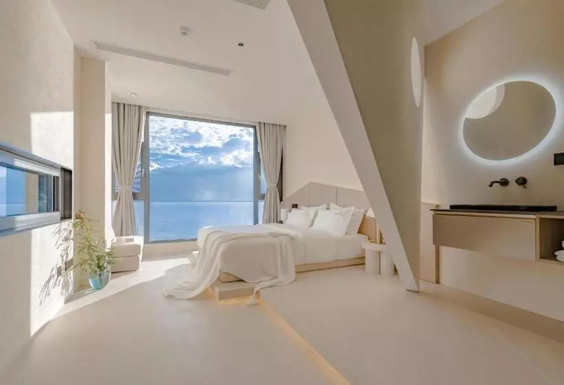 Dali Oriental Seaview Hotel  Dali Erhai