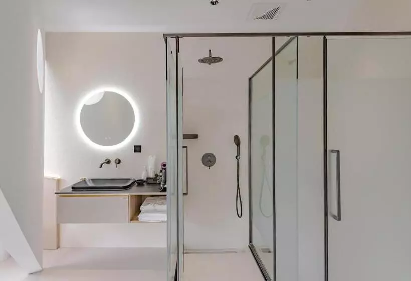 Dali Oriental Seaview Hotel  Dali Erhai