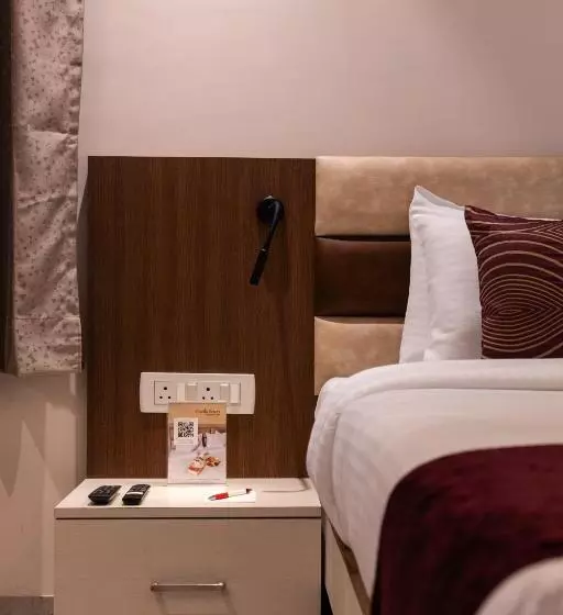 Freesia Resort By Express Inn