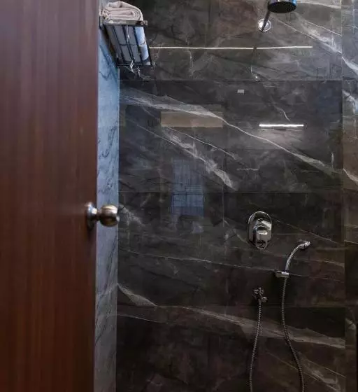 Freesia Resort By Express Inn