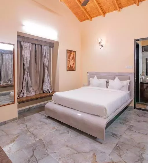 Freesia Resort By Express Inn