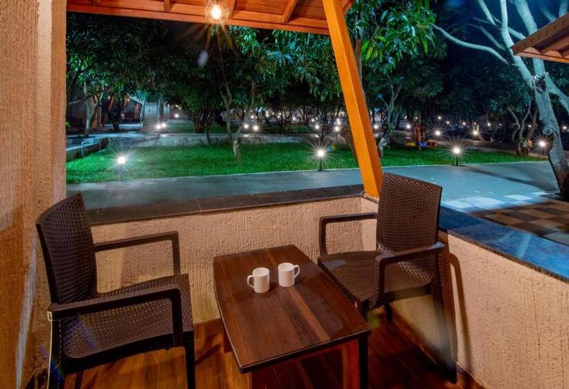 Freesia Resort By Express Inn