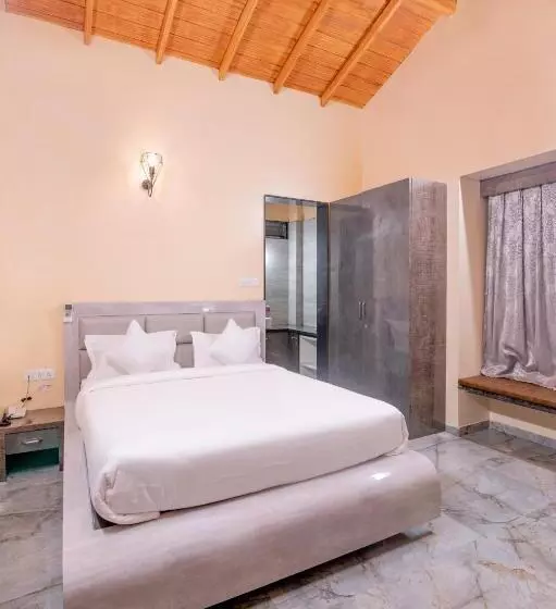 Freesia Resort By Express Inn