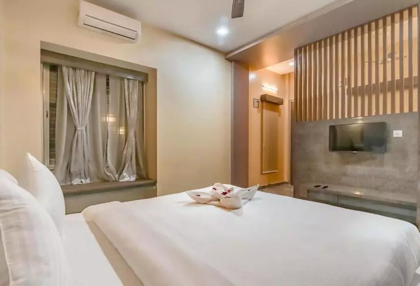 Freesia Resort By Express Inn