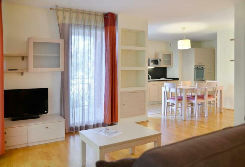 Adonis Divonne, Les Bains Résidence Du Lac