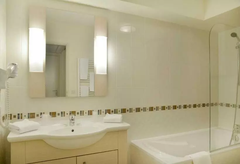 Adonis Divonne, Les Bains Résidence Du Lac