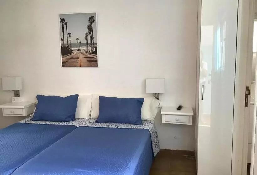 Kapselihotelli Apartamentos Playamar Ii