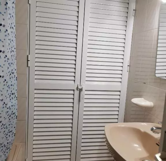 Kapselihotelli Apartamentos Playamar Ii