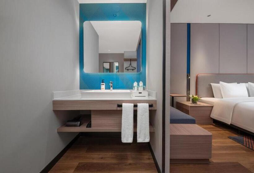 Otel Holiday Inn Express Nanjing Jiangbei Wonhall Mall By Ihg