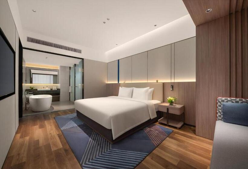 Otel Holiday Inn Express Nanjing Jiangbei Wonhall Mall By Ihg