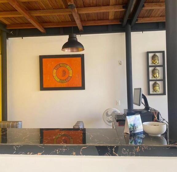 호텔 Home Unicentro