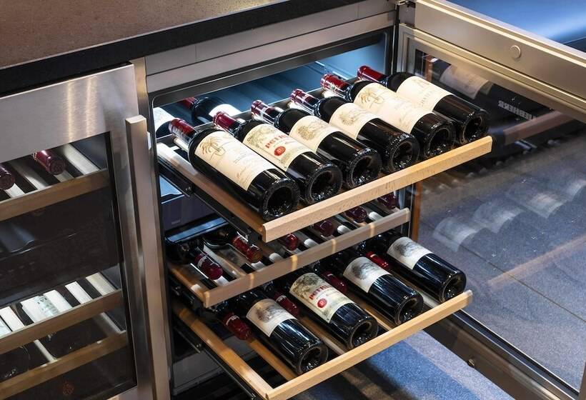 בית מלון כפרי Kamo Residences By Reflections