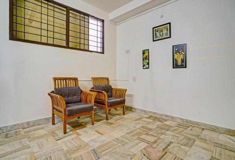 호텔 O Highway Inn