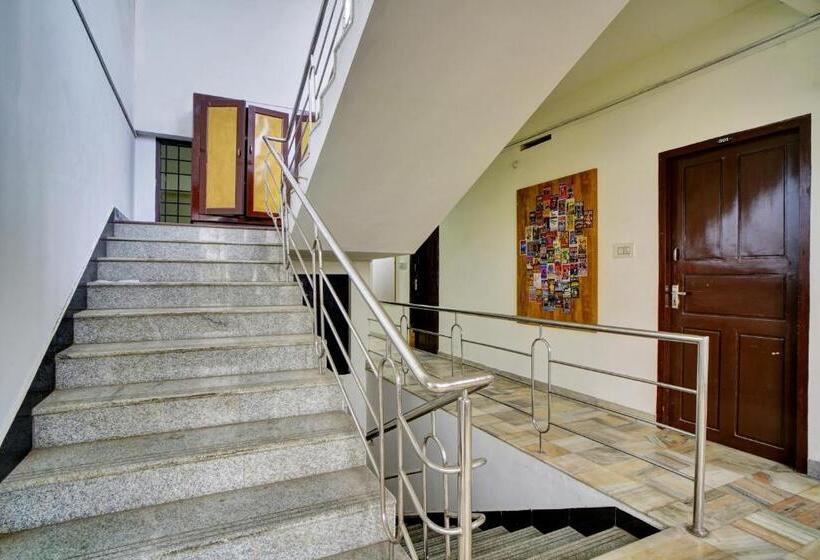 호텔 O Highway Inn