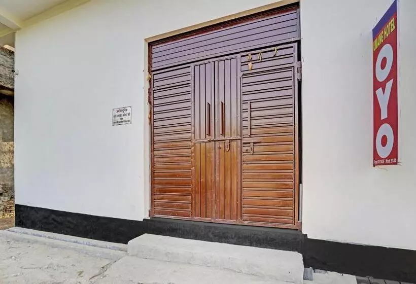 ホテル Oyo Umang