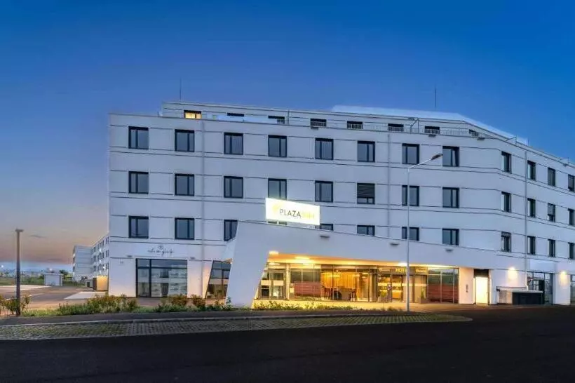 ホテル Plaza Inn Wiener Neustadt, Bw Signature Collection