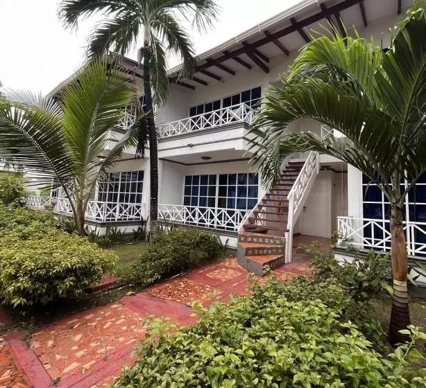 Hotelli Tropical In Isla De Punta Arena