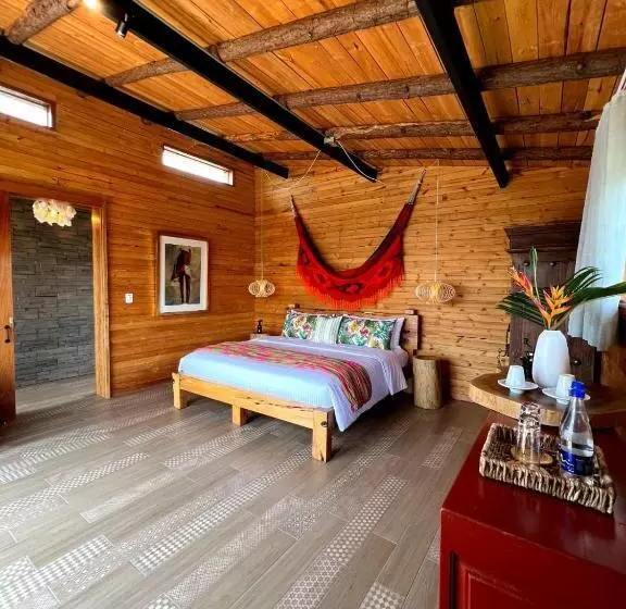 La Perla Finca Hotel  Cabaña Esmeralda