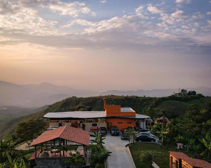 La Perla Finca Hotel Cabaña Esmeralda