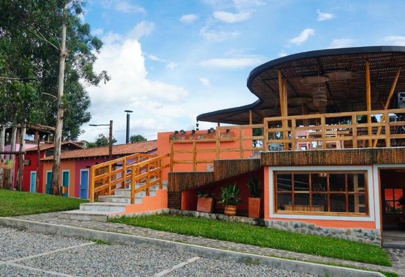 La Perla Finca Hotel Cabaña Esmeralda