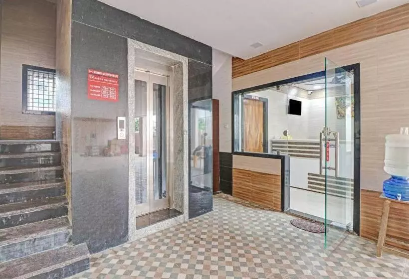 ホテル O Vallabha Residency
