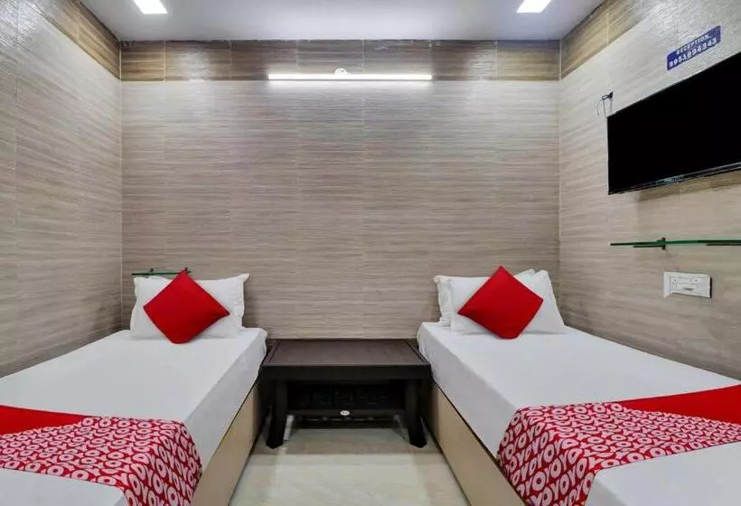 ホテル O Vallabha Residency