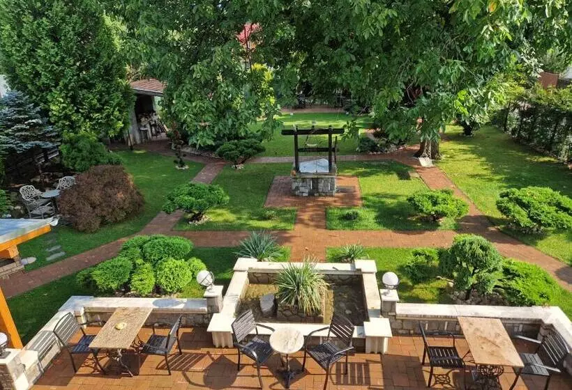 Majatalo Casa Ianuș