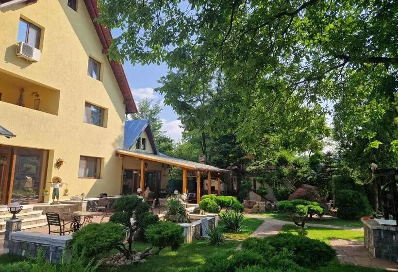 Majatalo Casa Ianuș