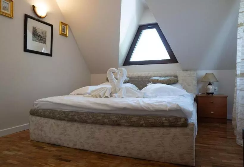 Majatalo Casa Ianuș