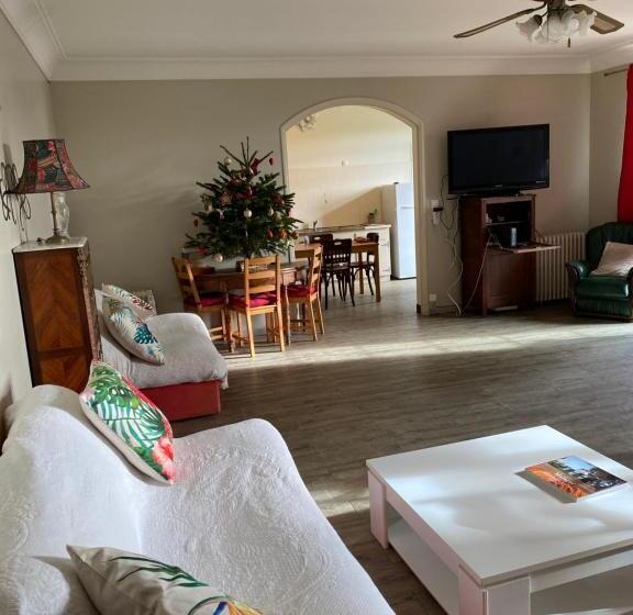 膳宿费 Domaine De Labèque