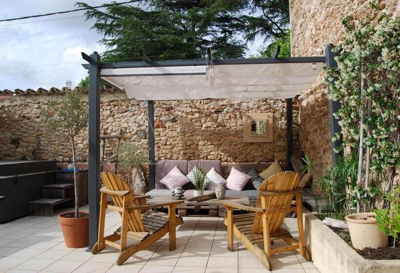 פנסיון L Usclasienne Chambres D Hôtes