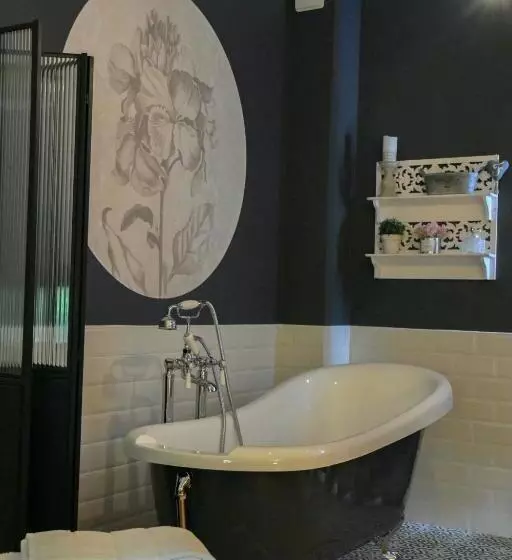 ペンション L Usclasienne   Chambres D Hôtes