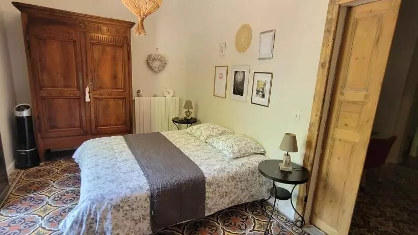 ペンション L Usclasienne   Chambres D Hôtes