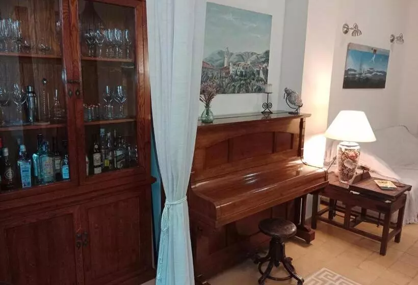 ペンション La Milotxa