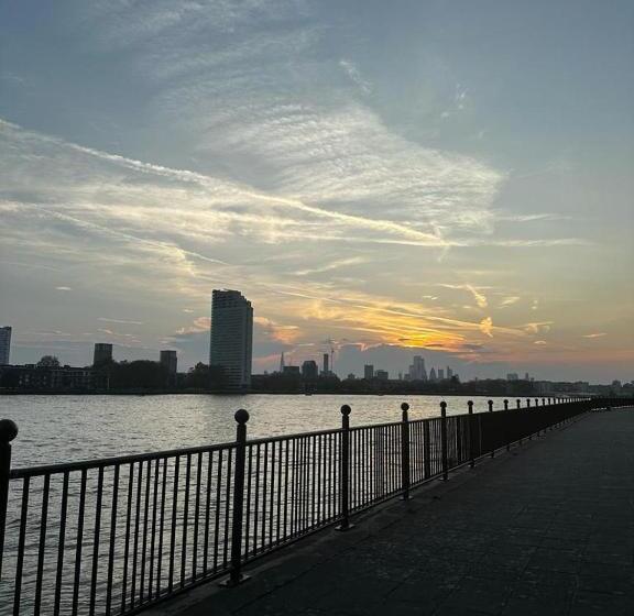 Pansiyon Riverside En Suite Double Room E14