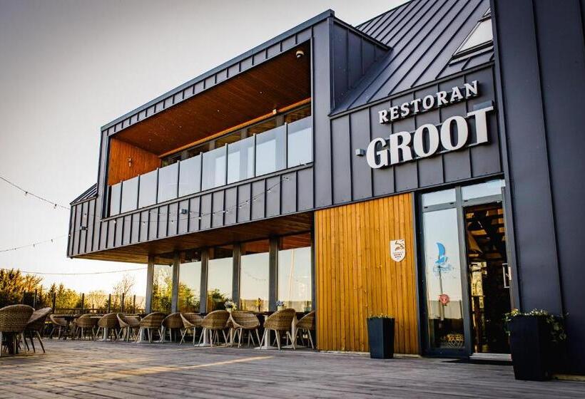 Varbla Sadam Ja Restoran Groot