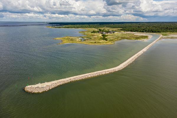 Varbla Sadam Ja Restoran Groot