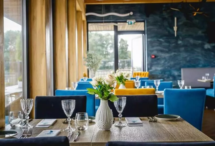 Varbla Sadam Ja Restoran Groot