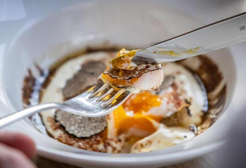 Varbla Sadam Ja Restoran Groot