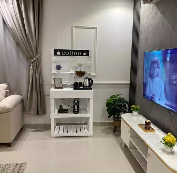 شقة غرفة وصالة دخول ذاتي ضمن فيلا سكنية حي الرمال
