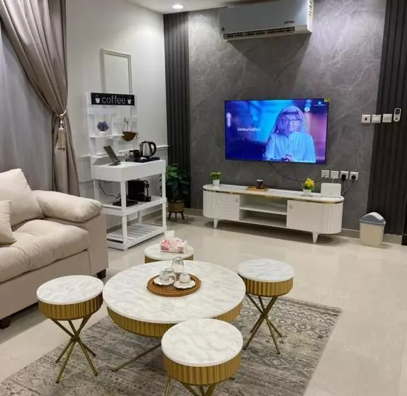 شقة غرفة وصالة دخول ذاتي ضمن فيلا سكنية حي الرمال