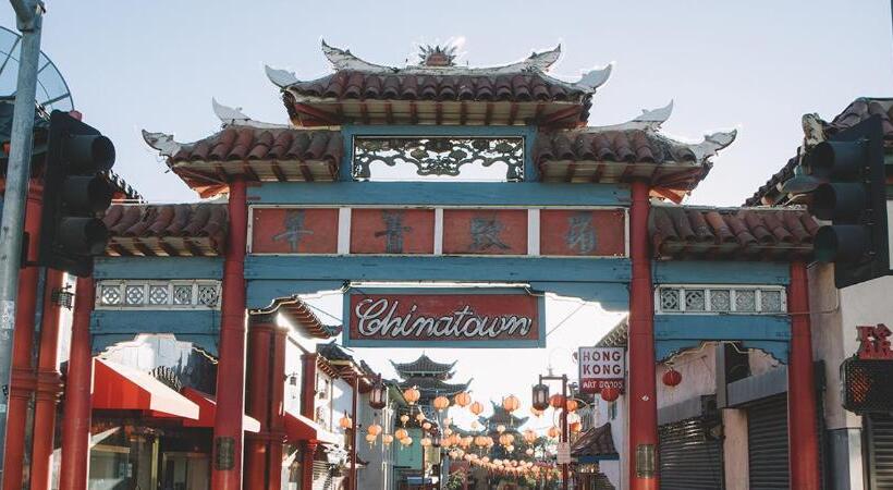 Hostel Affordable Socal Living