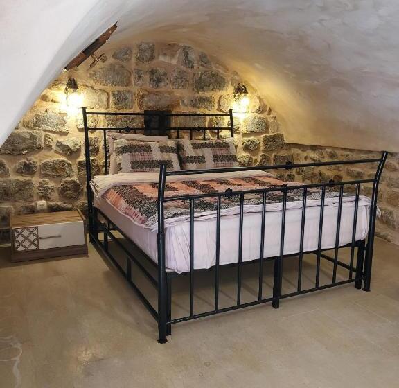 هاستل Tarihi Ulu Cami Yanı Tarih çift Kişilik Oda