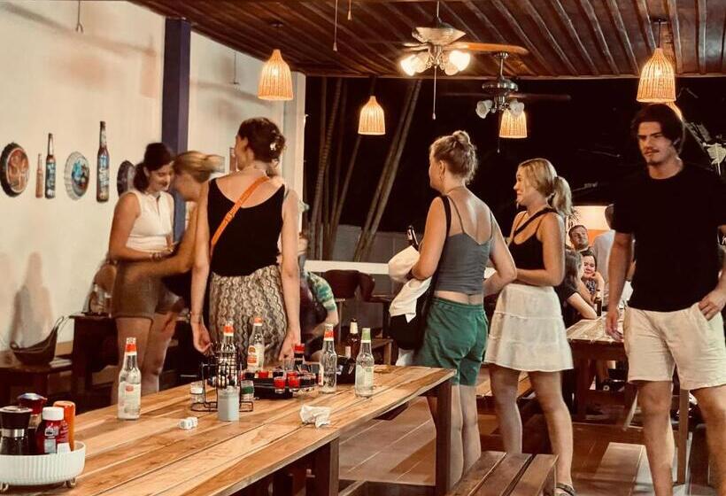 ユースホステル The Jam