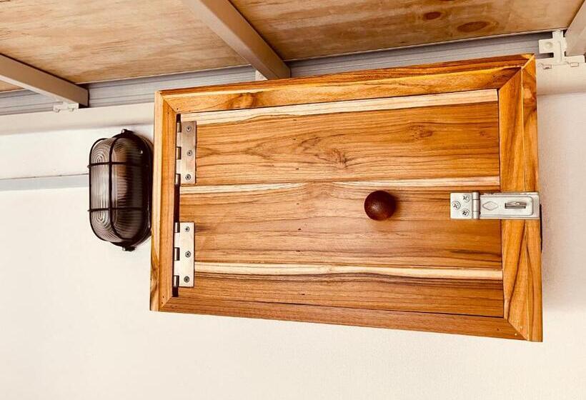 ユースホステル The Jam